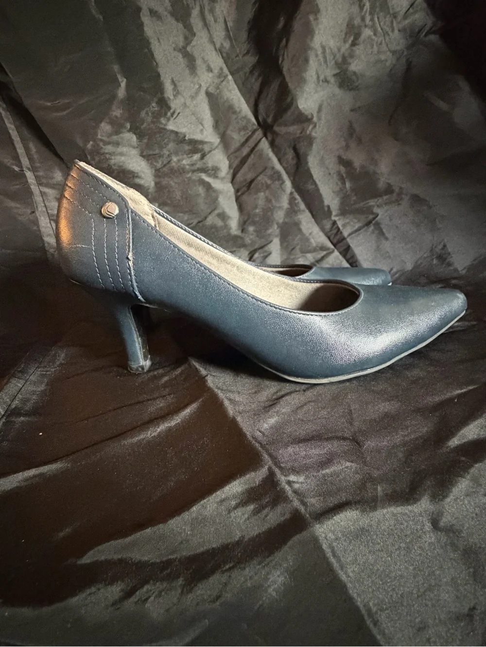 Life Stride Women's Pointed-Toe Pumps in Navy